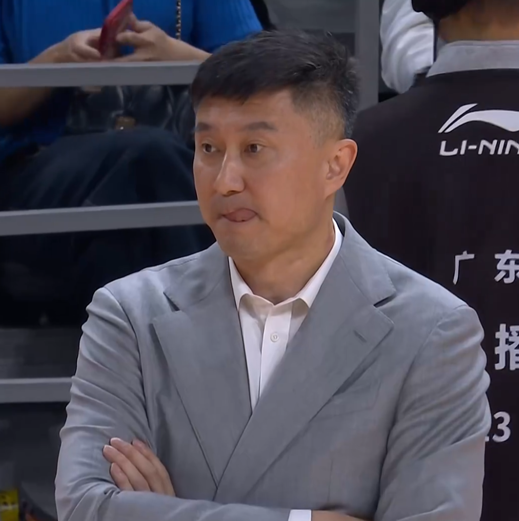 九游娱乐官网-杜锋官宣新职位！正式回应下课传闻，陈老板力挺，朱芳雨站队