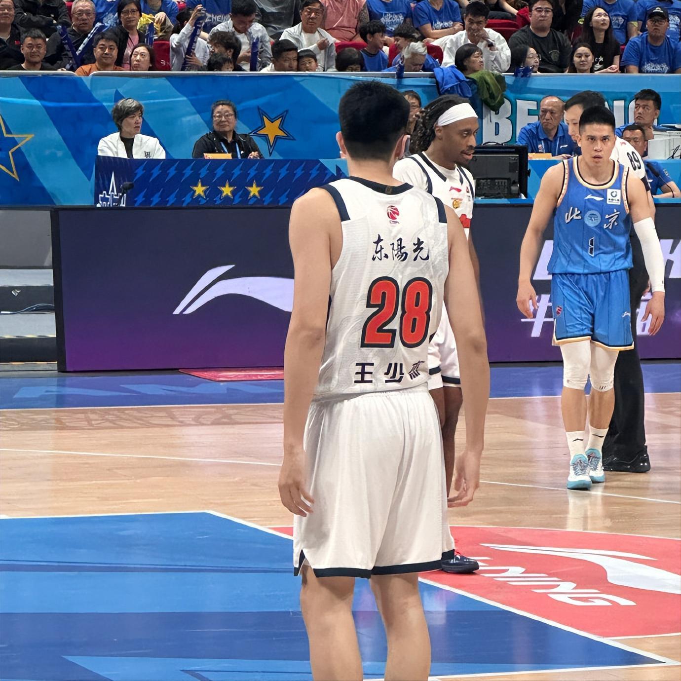 九游娱乐入口-杜锋不再隐瞒!赛后回应广东男篮输球原因,原来伤病只是冰山一角