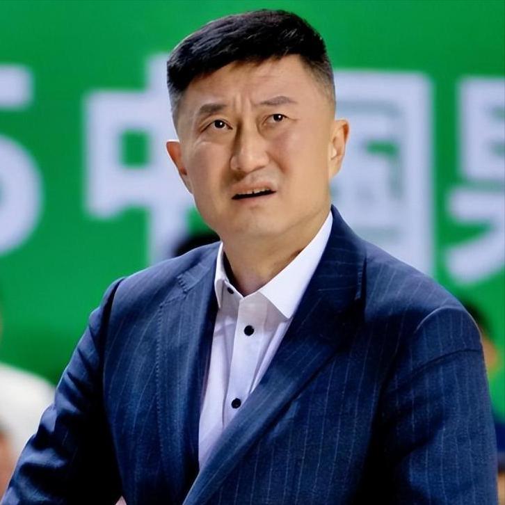 九游娱乐入口-杜锋不再隐瞒!赛后回应广东男篮输球原因,原来伤病只是冰山一角