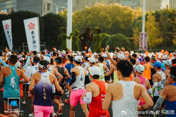 九游娱乐-跑步人的钱最好赚(pian)了|马拉松|马拉松赛事|装备|训练|比赛_新浪体育_新浪新闻